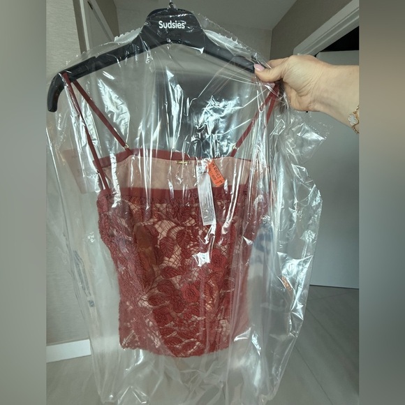 SET NEW Cult Gaia Lace Set TOP AND SHORTS - Picture 16 of 16